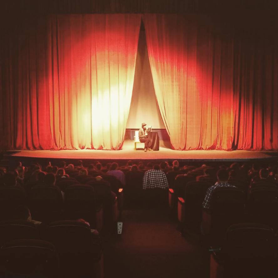 Naif Bey Bu Hafta Garnizon'da Sahne Aldı